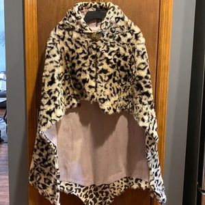 Vintage Hand-Crafted Animal Print Furry Cape / Costume w Tail
